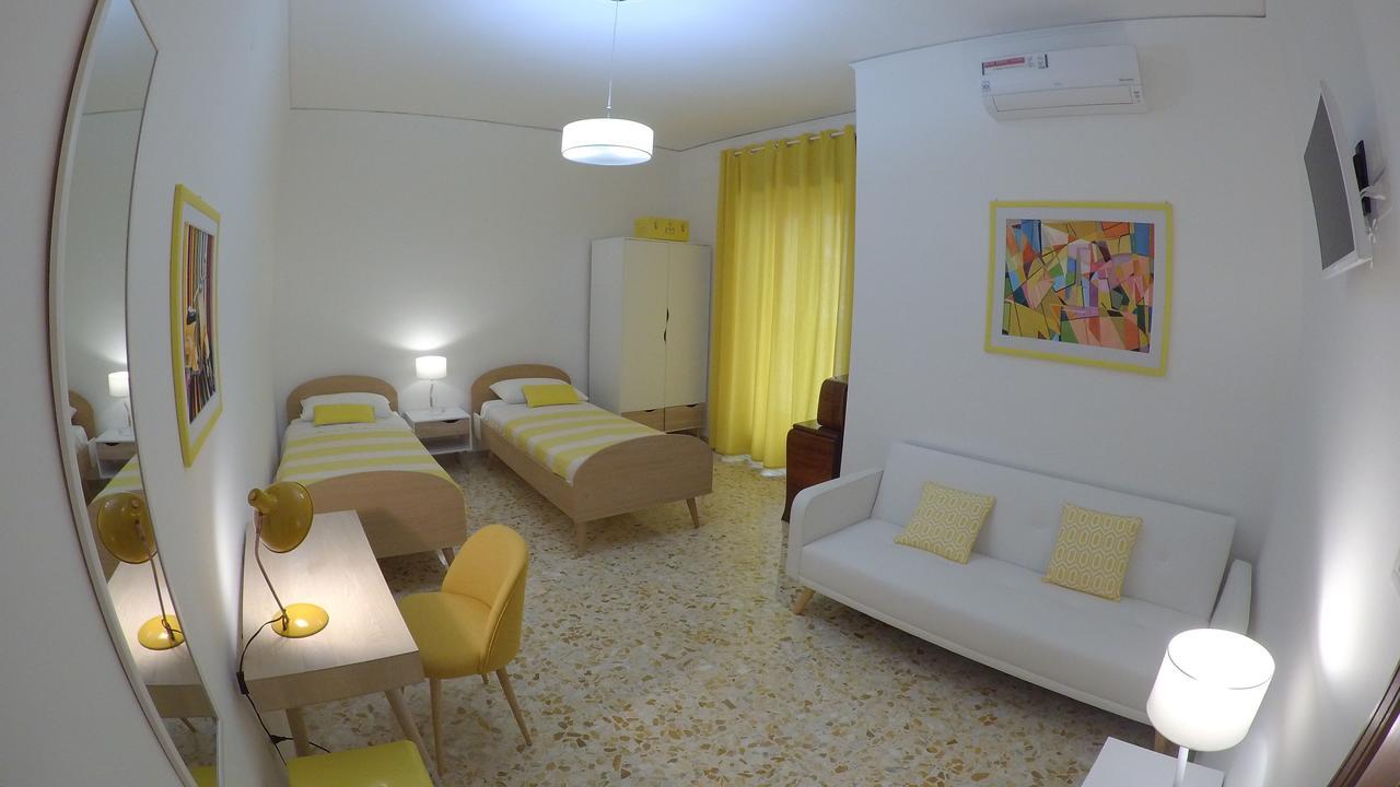 Smart B&B Salerno Ngoại thất bức ảnh